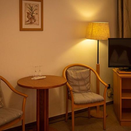 Nostalgie Altstadt Hotel Kornpforte By 42 Koblenz  Exterior foto